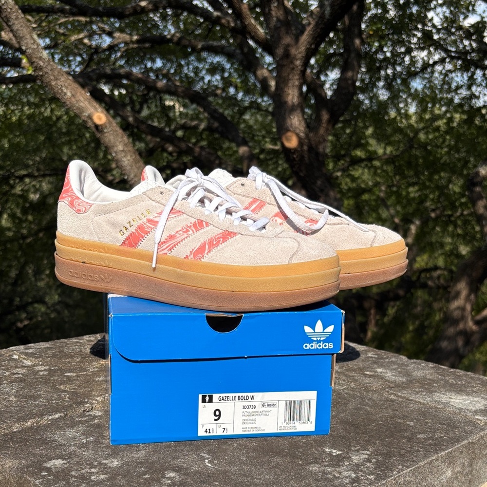 Adidas Gazelle Bold Sneakers - Cream and coral